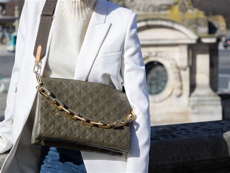 borsa louis vuitton x avlon|louis vuitton coussin bag.